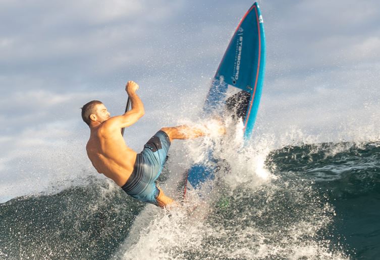 Stand Up Paddle: Zane Schweitzer SUP surfing